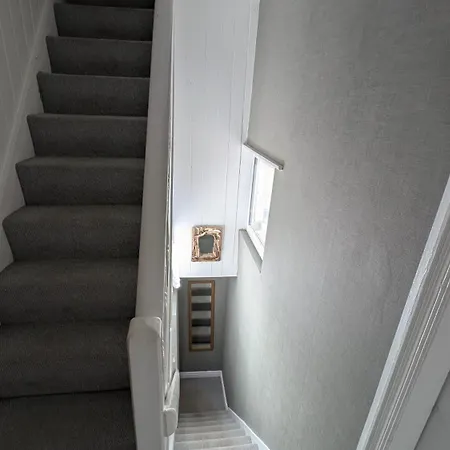 Apartment Captains Scarborough