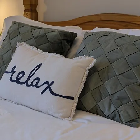 Apartment Captains *